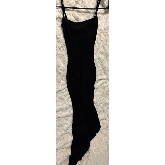 SKIMS SOFT LOUNGE LONG SLIP STYLE: AP-DRS-0596 COLOR: ONYX SIZE:XXS - Picture 4 of 5